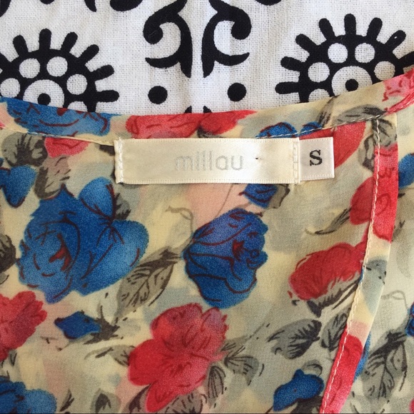 LF Millau Floral Crop Top - Picture 3 of 3